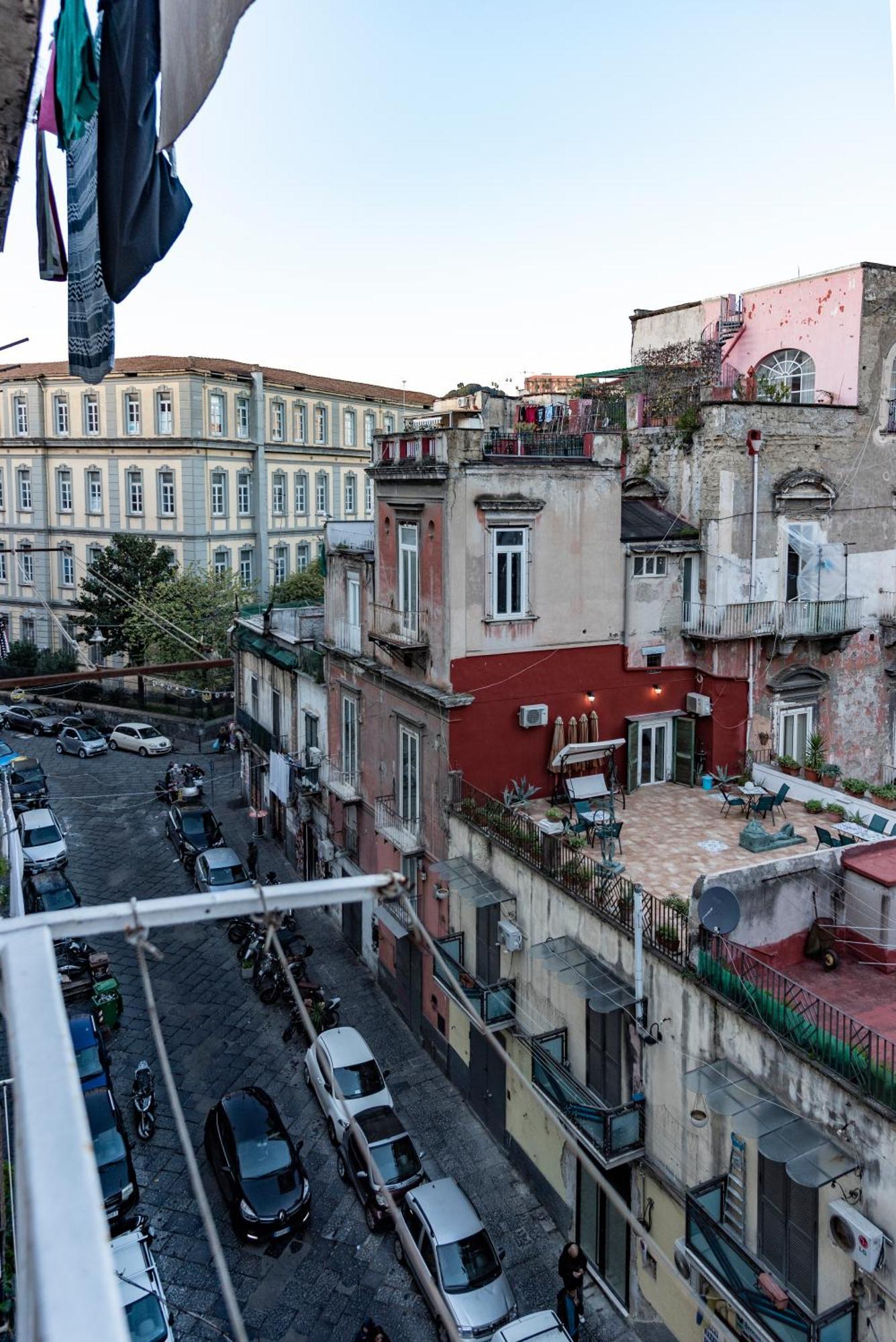 Charm House Apartment Naples Exterior photo