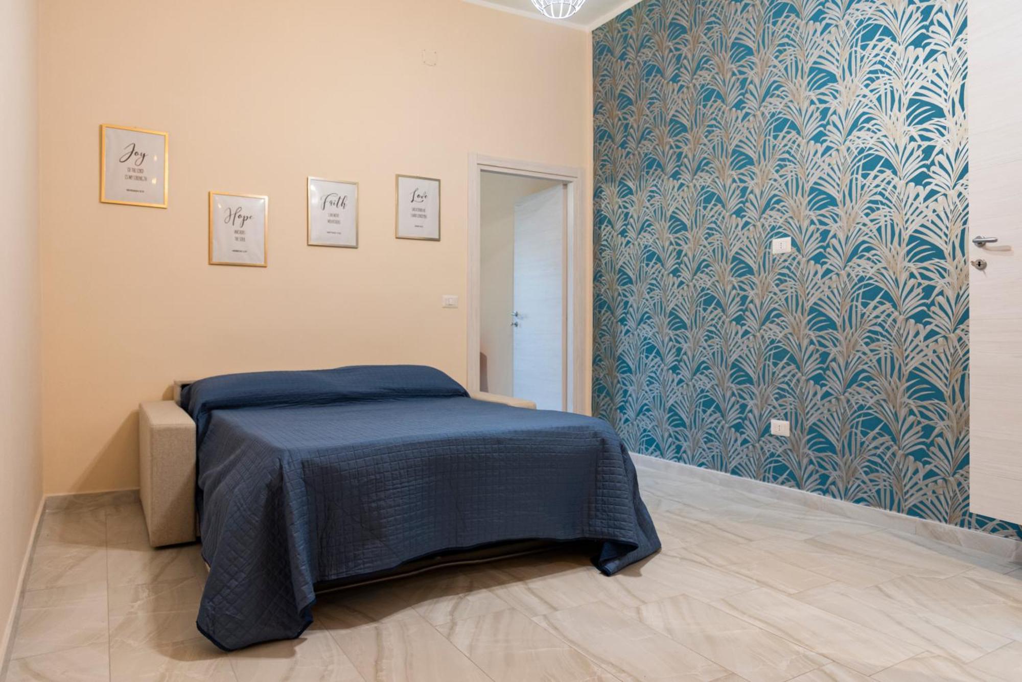Charm House Apartment Naples Exterior photo